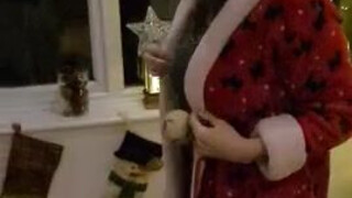 Sucking Spit Gagging English Deepthroat Cosplay Cock Christmas British GIF