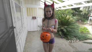 Halloween Fuck With Ariel Grace